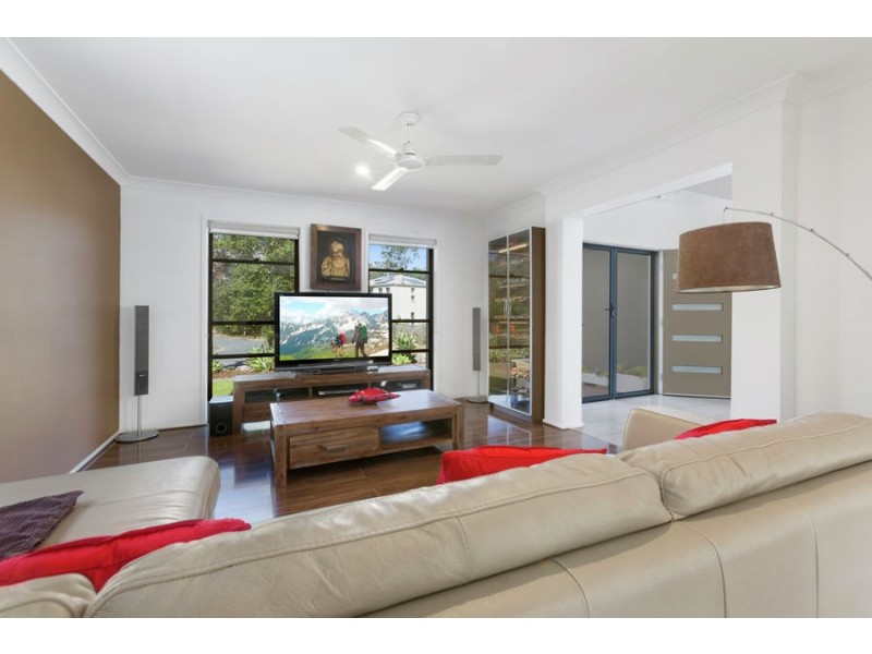 1 Mapelton Circuit, Parkinson QLD 4115