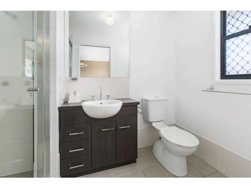 1 Mapelton Circuit, Parkinson QLD 4115