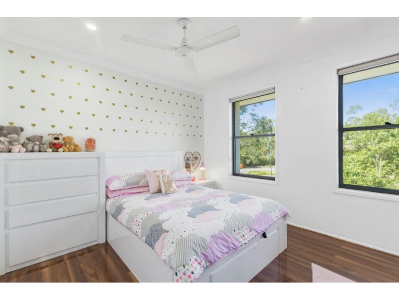 1 Mapelton Circuit, Parkinson QLD 4115