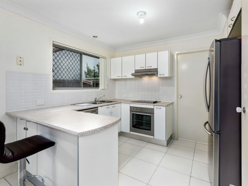 1/2311 Logan Road, Eight Mile Plains QLD 4113