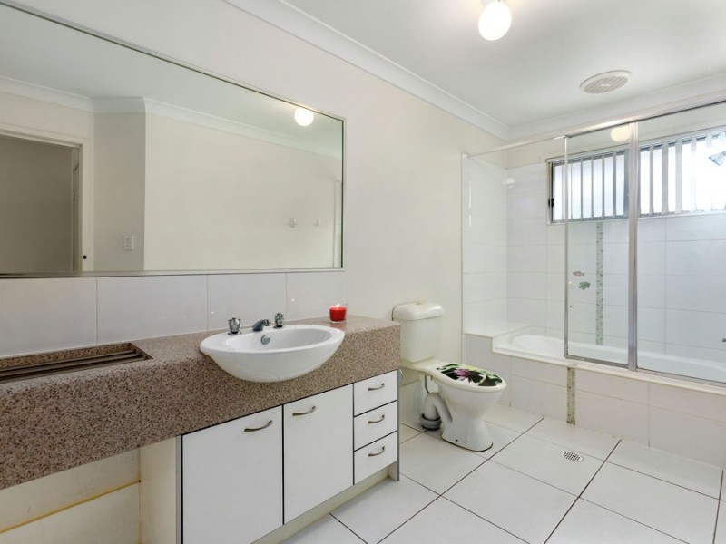 1/2311 Logan Road, Eight Mile Plains QLD 4113