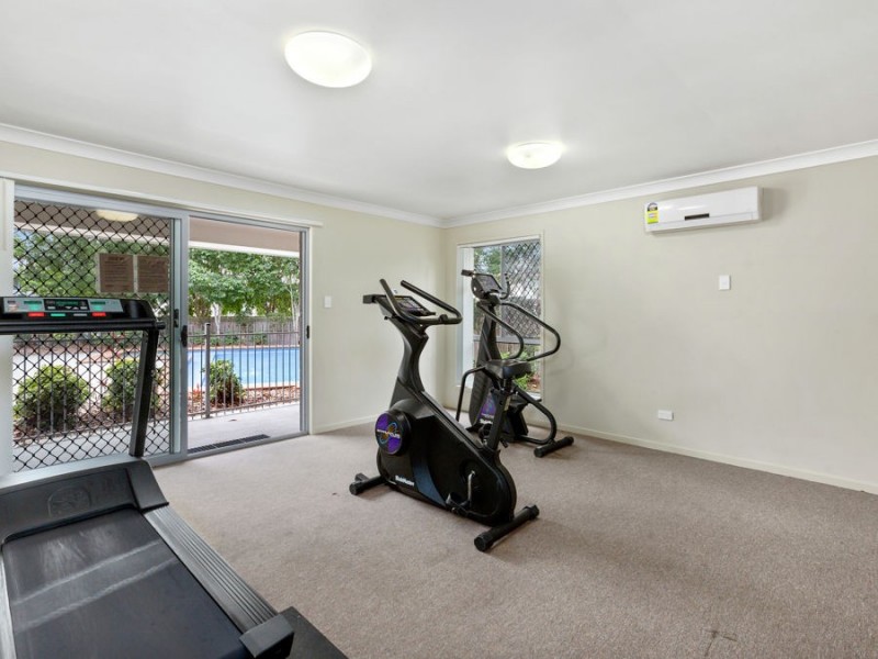 1/2311 Logan Road, Eight Mile Plains QLD 4113