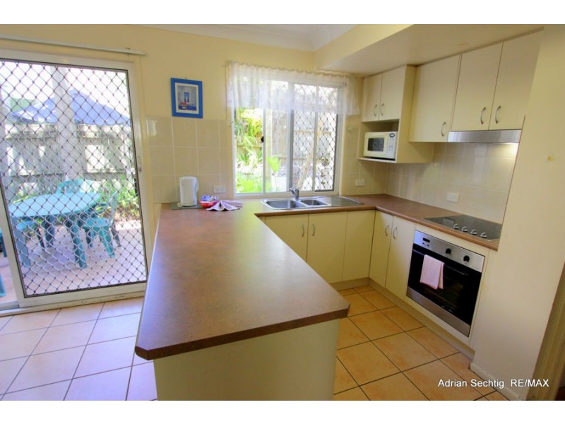 49 2-10 Coolgardie Street, Elanora QLD 4221