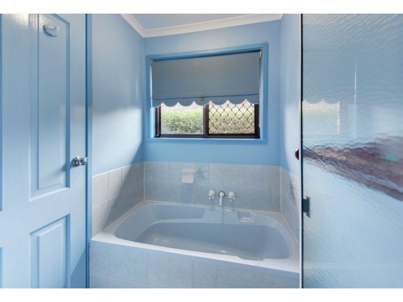 16 APEX ST, Marsden QLD 4132