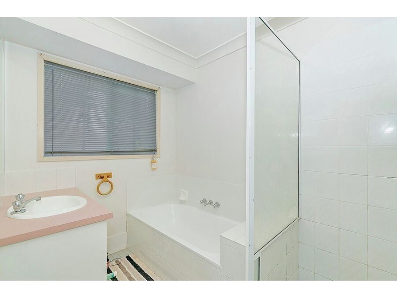 9 Cambridge street, Boronia Heights QLD 4124