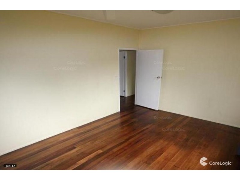 42 Garfield Road, Logan Central QLD 4114