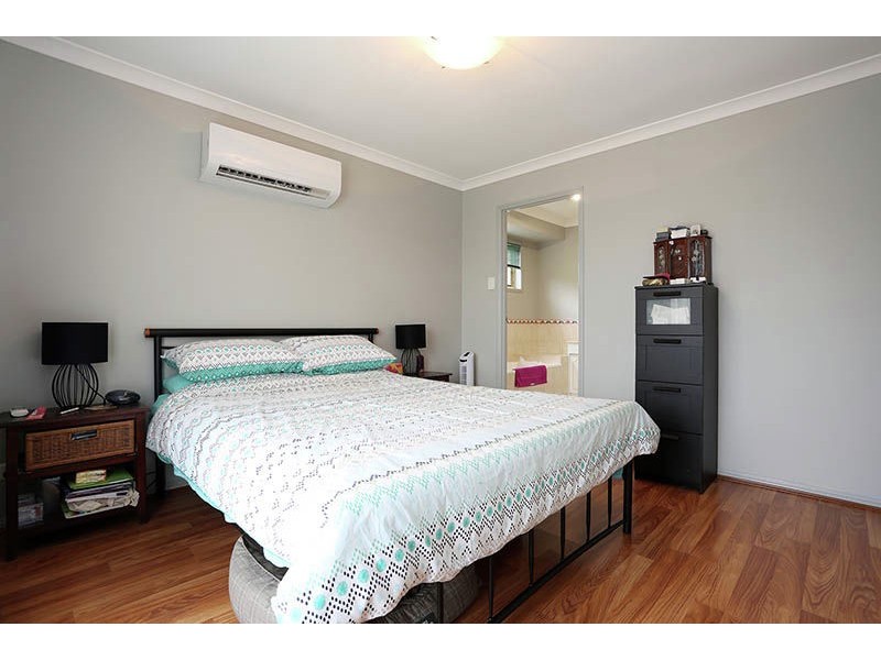 8 Glenview court, Underwood QLD 4119