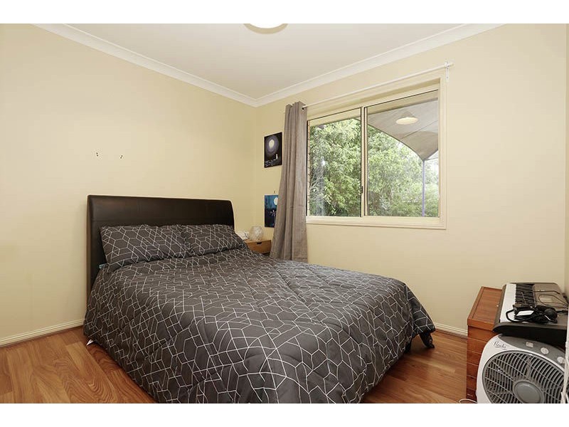 8 Glenview court, Underwood QLD 4119