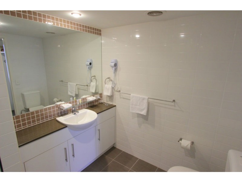 1057 1 Ocean Street, Burleigh Heads QLD 4220