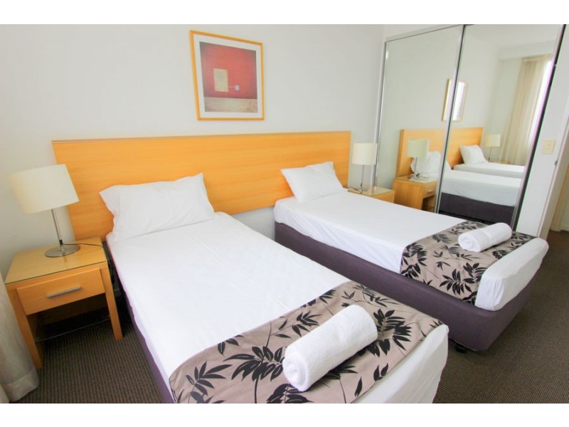 1057 1 Ocean Street, Burleigh Heads QLD 4220