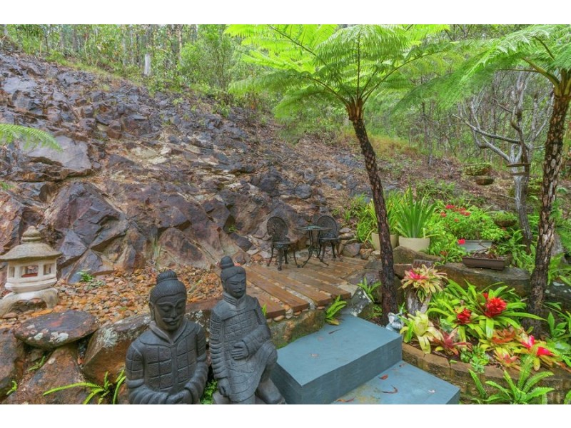 32 Leyshon Court, Bonogin QLD 4213