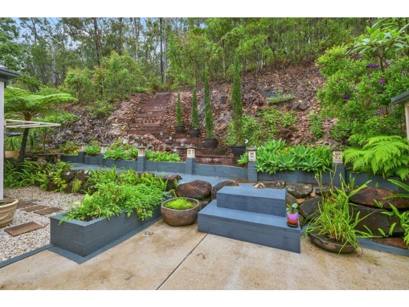 32 Leyshon Court, Bonogin QLD 4213