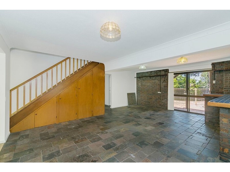 5 Hendon Ct, Boronia Heights QLD 4124