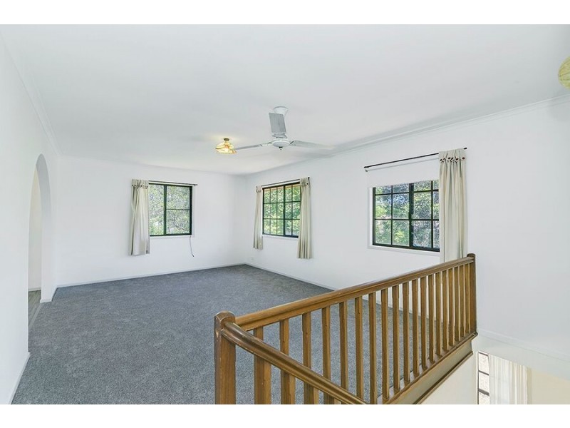 5 Hendon Ct, Boronia Heights QLD 4124