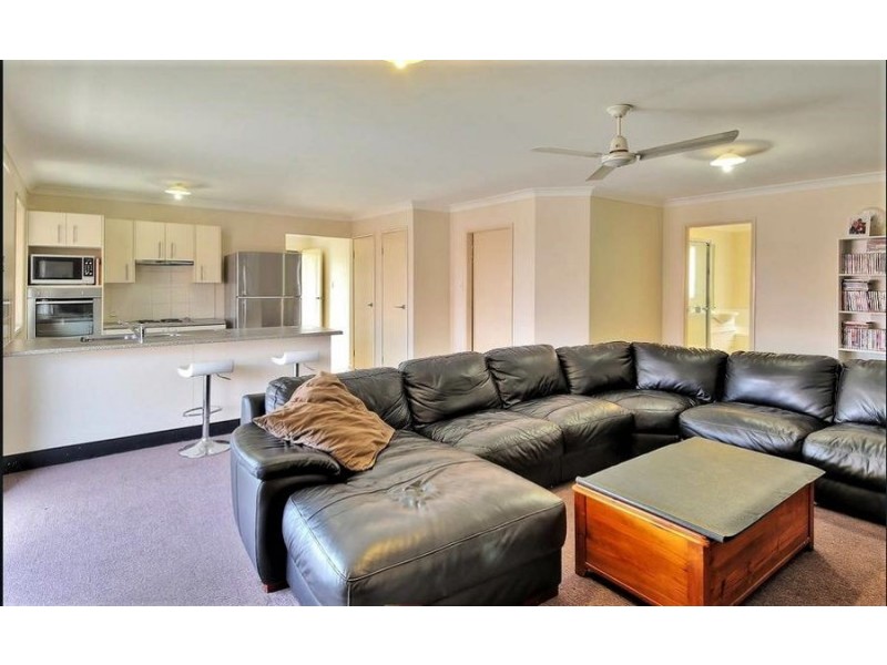 18 Davies Street, Goodna QLD 4300