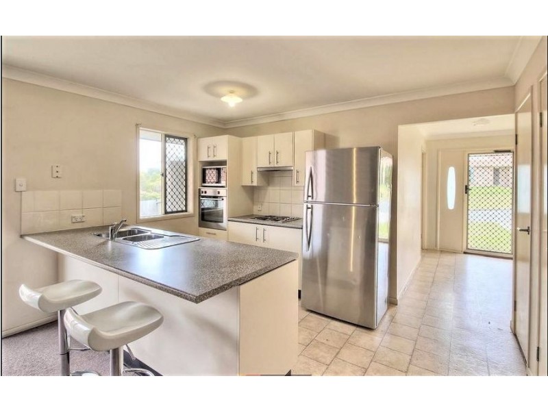 18 Davies Street, Goodna QLD 4300