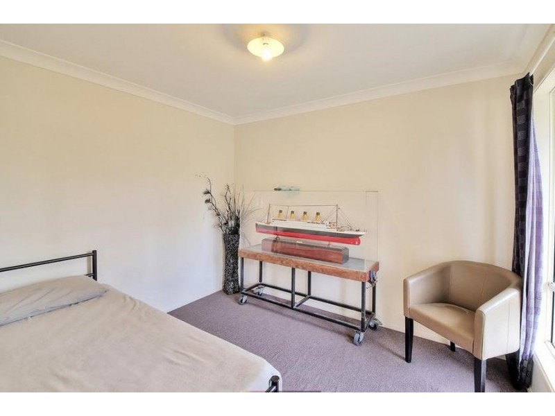 18 Davies Street, Goodna QLD 4300