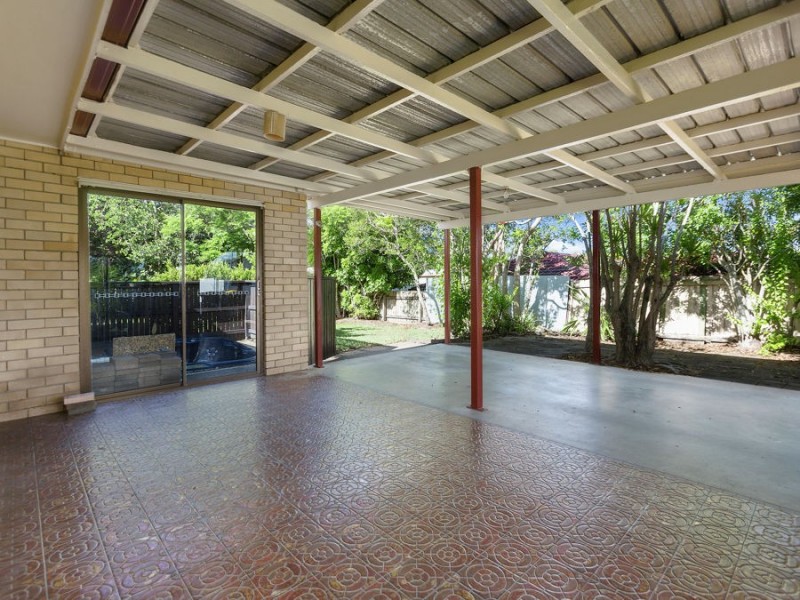 30 Firthshire Street, Mansfield QLD 4122