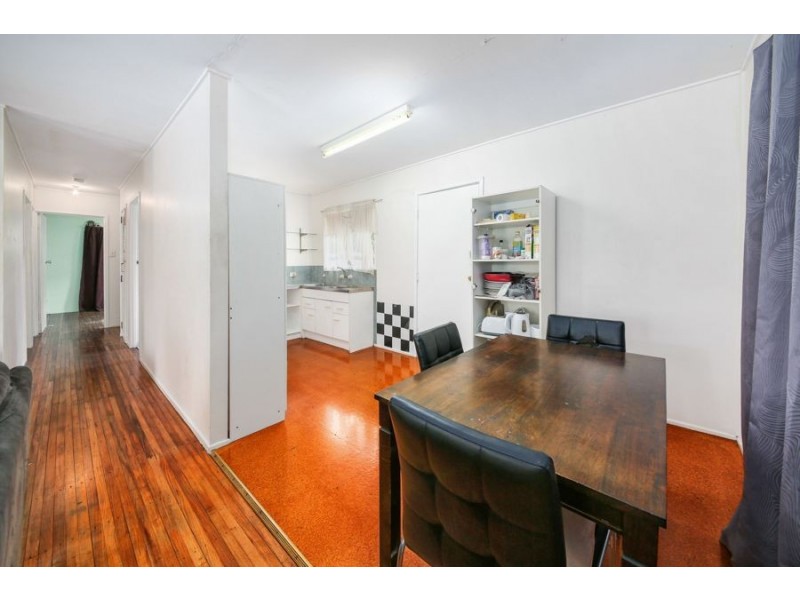 6 Brutus Street, Kingston QLD 4114