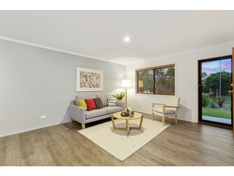 16 Pavuvu Street, Mansfield QLD 4122