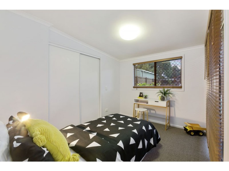 16 Pavuvu Street, Mansfield QLD 4122