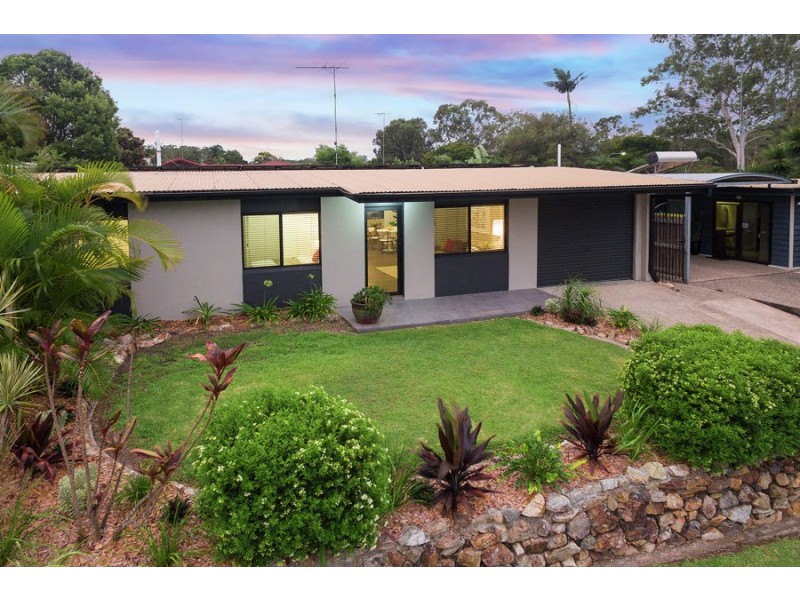 16 Pavuvu Street, Mansfield QLD 4122