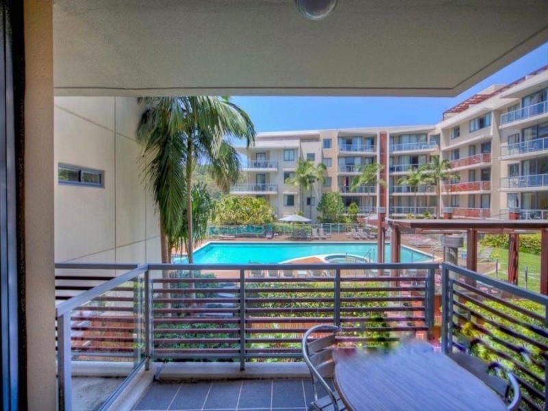 1045/1 Ocean Street, Burleigh Heads QLD 4220