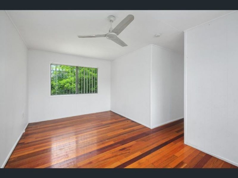 111 Jacaranda Avenue, Logan Central QLD 4114