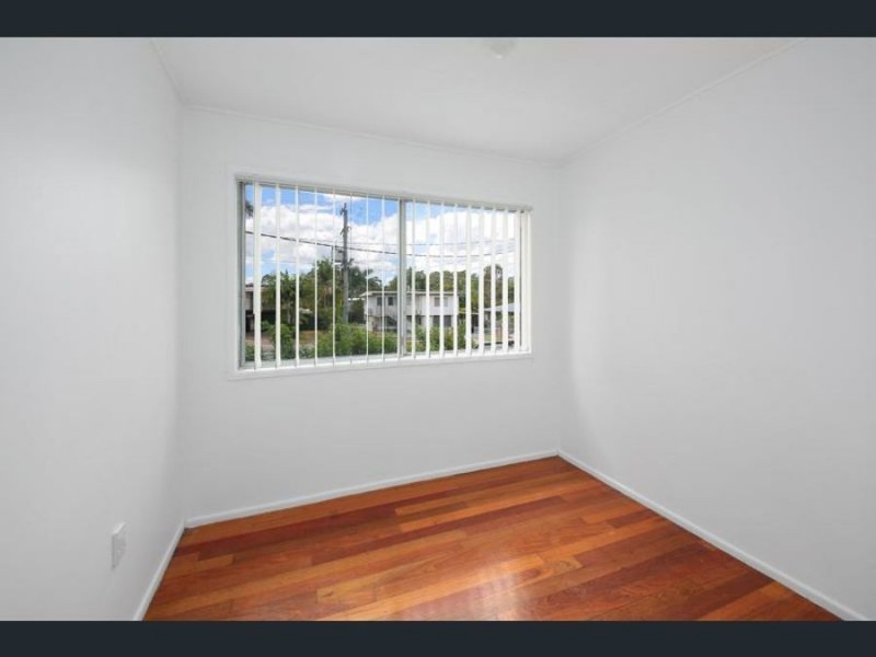 111 Jacaranda Avenue, Logan Central QLD 4114