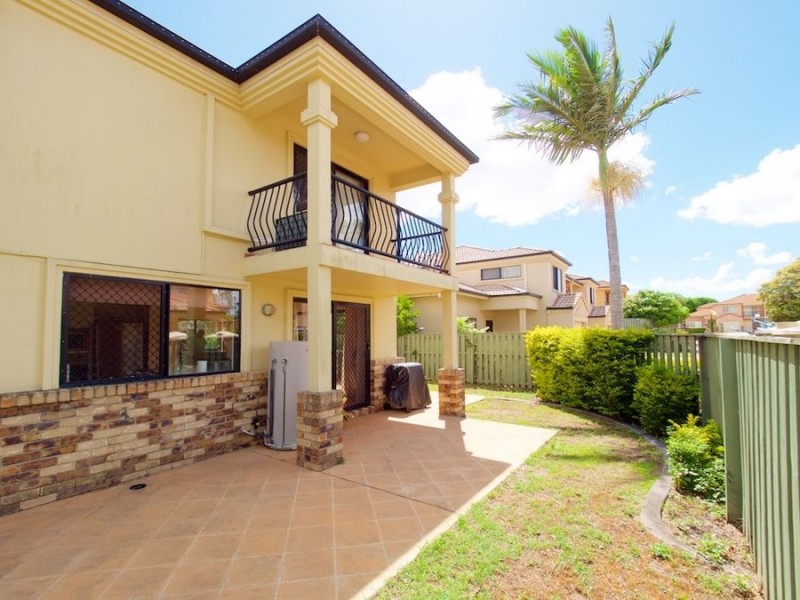 2/65 Pinelands Road, Sunnybank Hills QLD 4109