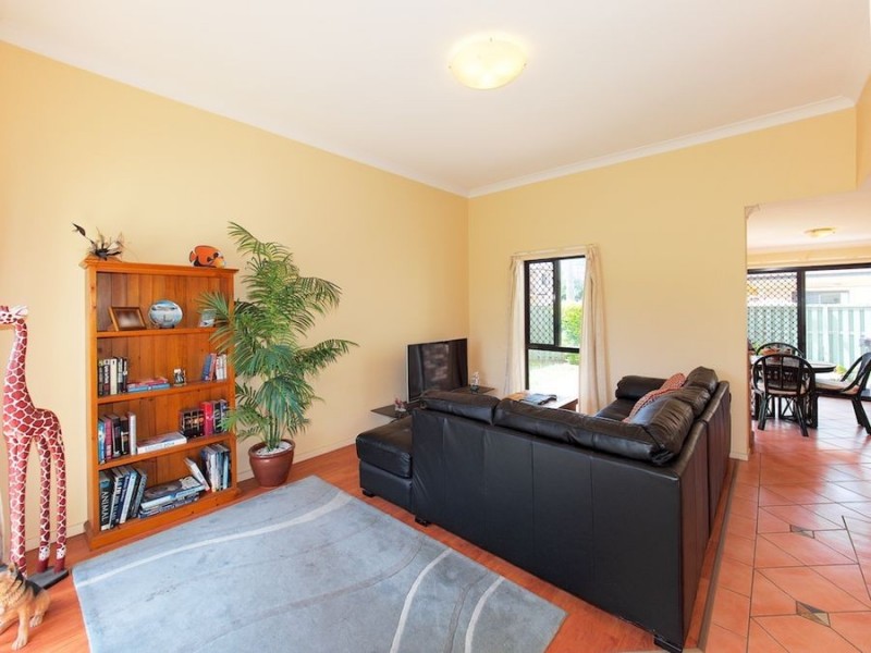 2/65 Pinelands Road, Sunnybank Hills QLD 4109