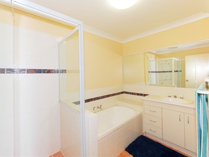 2/65 Pinelands Road, Sunnybank Hills QLD 4109