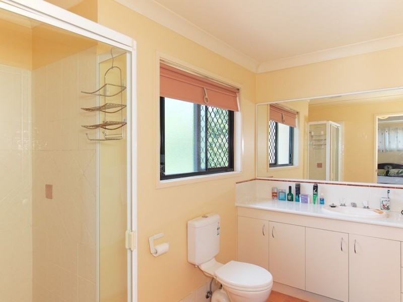 2/65 Pinelands Road, Sunnybank Hills QLD 4109