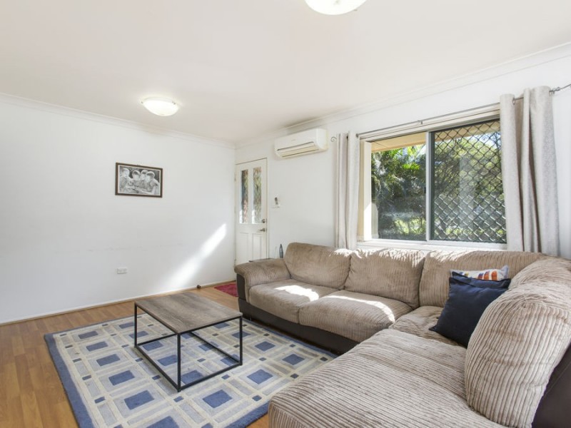 32 BUSHMILLS CT, Hillcrest QLD 4118