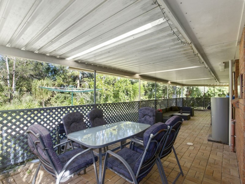32 BUSHMILLS CT, Hillcrest QLD 4118