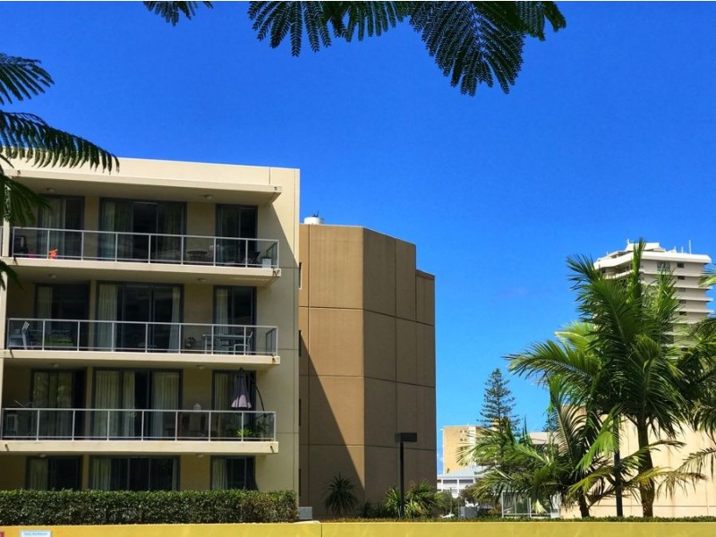 1089/1 Ocean Street, Burleigh Heads QLD 4220