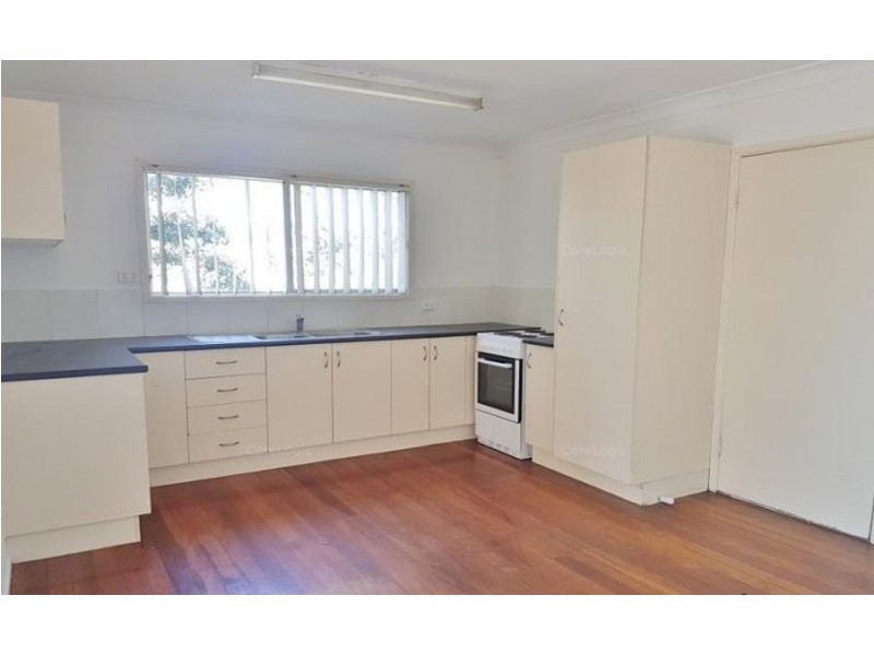 77 Jacaranda Avenue, Logan Central QLD 4114
