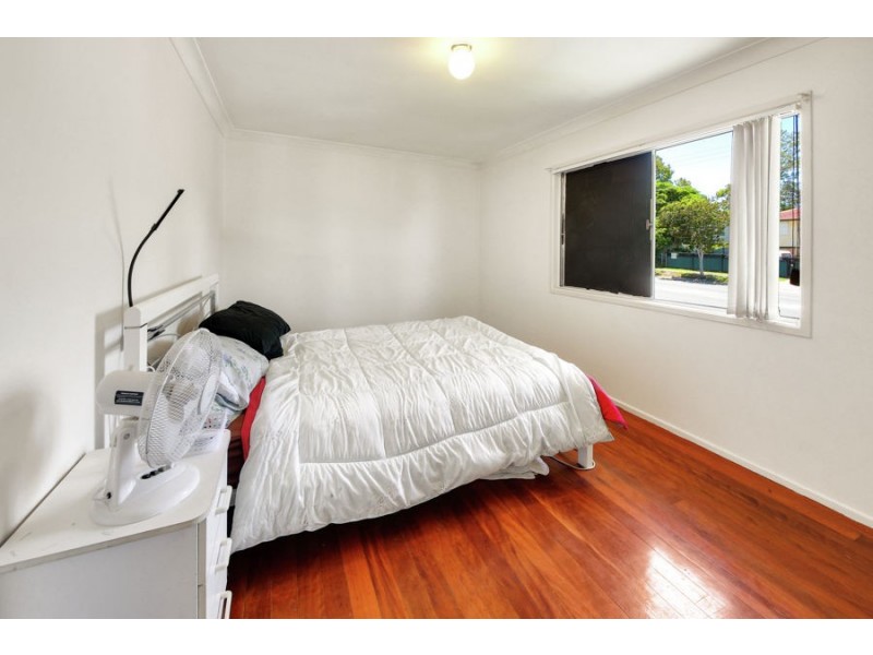 77 Jacaranda Avenue, Logan Central QLD 4114