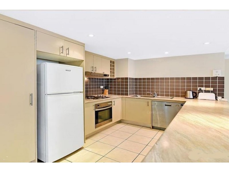 901/70 Remembrance Drive, Surfers Paradise QLD 4217