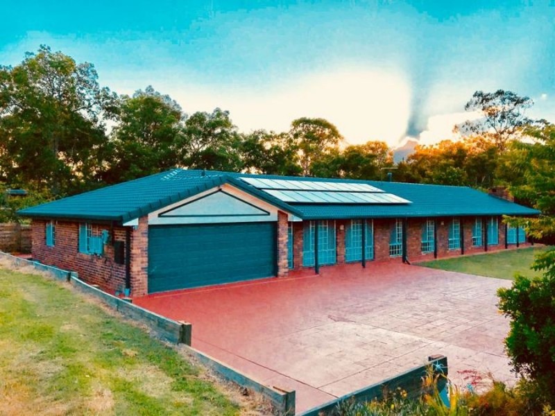 26 Peregrine Street, Park Ridge QLD 4125