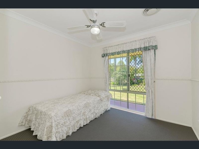 26 Peregrine Street, Park Ridge QLD 4125