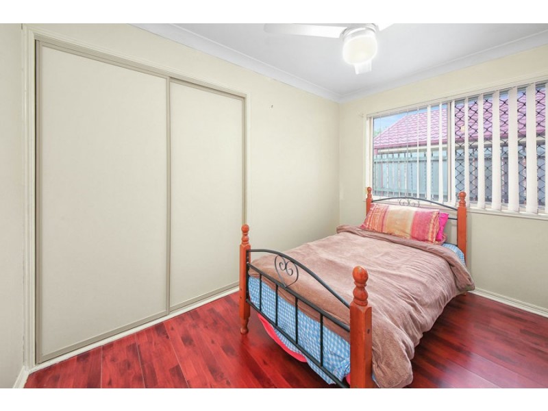 2 GEANEY Boulevard, Crestmead QLD 4132