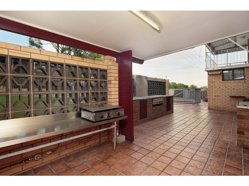 12 Gaillardia street, Macgregor QLD 4109