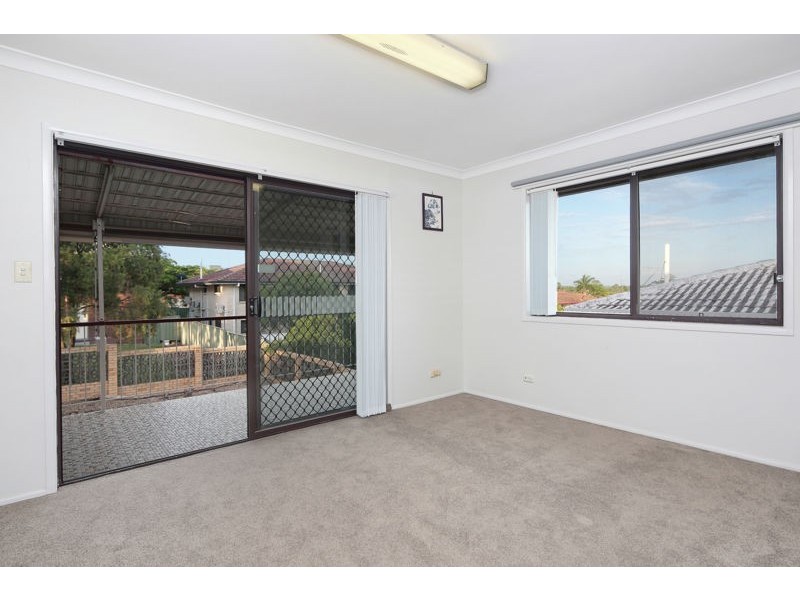 12 Gaillardia street, Macgregor QLD 4109