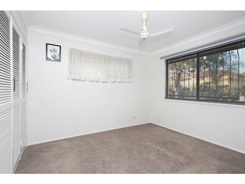 12 Gaillardia street, Macgregor QLD 4109