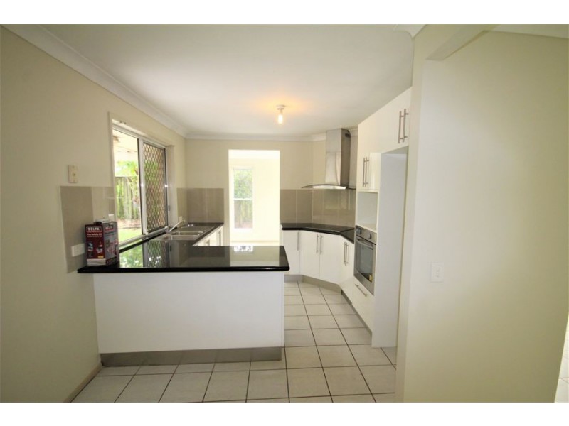 12 Housman Place, Calamvale QLD 4116