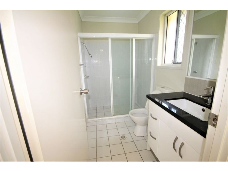 12 Housman Place, Calamvale QLD 4116