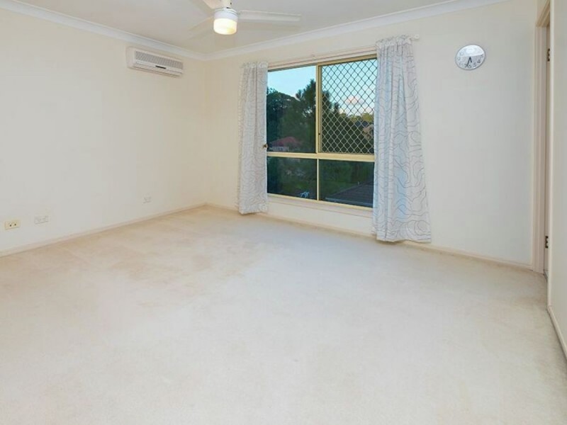 13 Summerfield Pl, Kenmore QLD 4069