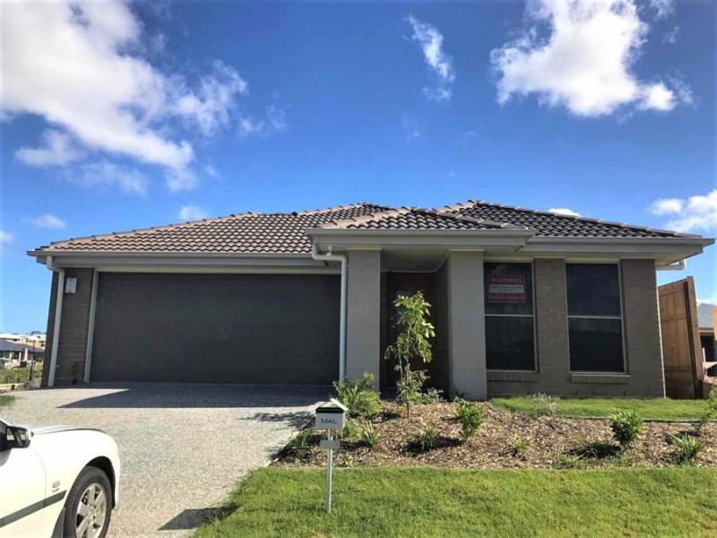 42 Augusta Boulevard, Pimpama QLD 4209