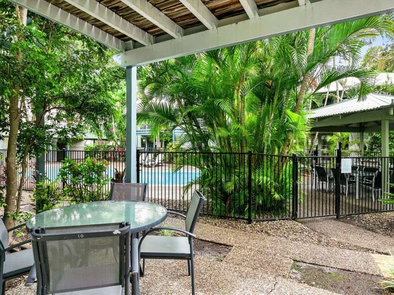 10/12 Robert Street, Noosaville QLD 4566